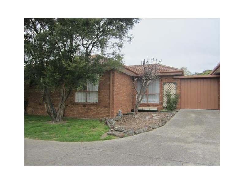 2/16 Bloom Street, Frankston VIC 3199