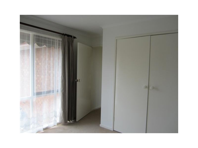 2/16 Bloom Street, Frankston VIC 3199