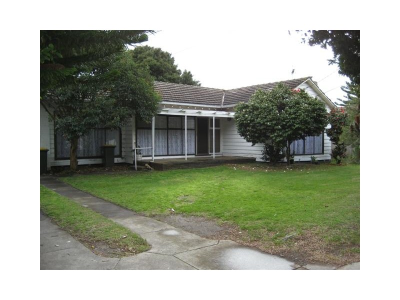 4 Rodney Court, Frankston VIC 3199