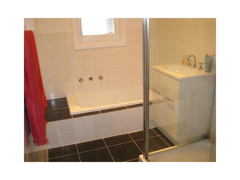 4 Rodney Court, Frankston VIC 3199