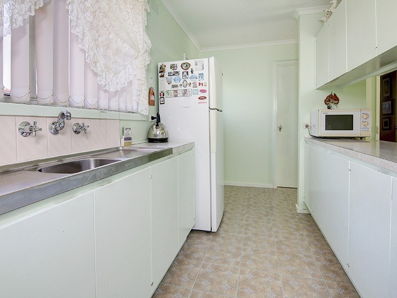 21 Caley Street, Frankston North VIC 3200