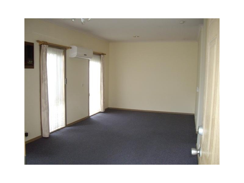 13 Overton Road, Seaford VIC 3198