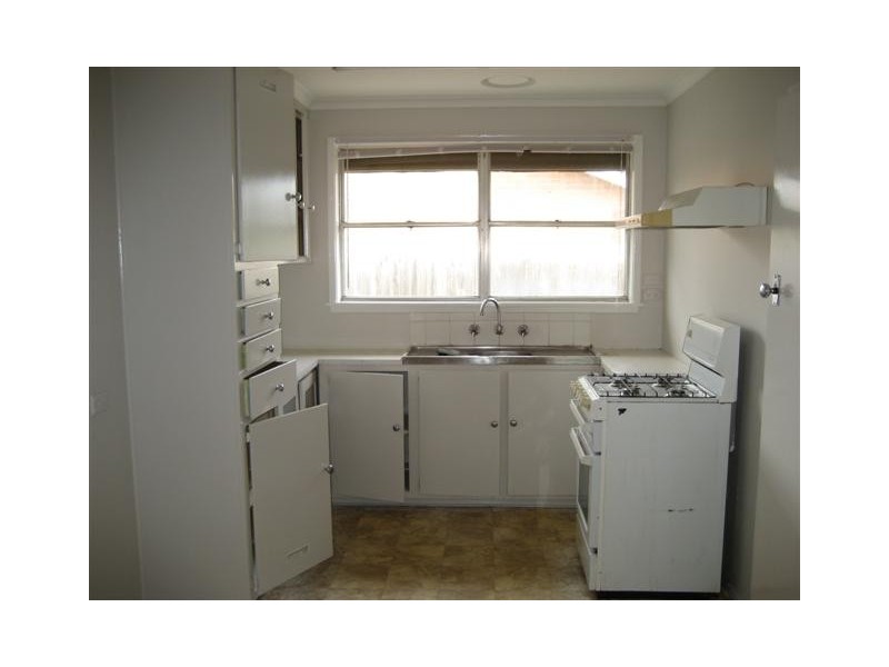 13 Silver Avenue, Frankston North VIC 3200