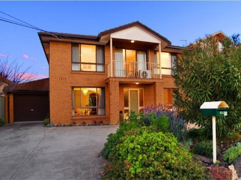 11 Kittyhawk Court, Airport West VIC 3042