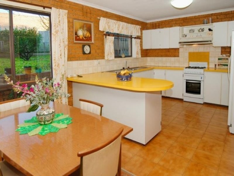 11 Kittyhawk Court, Airport West VIC 3042