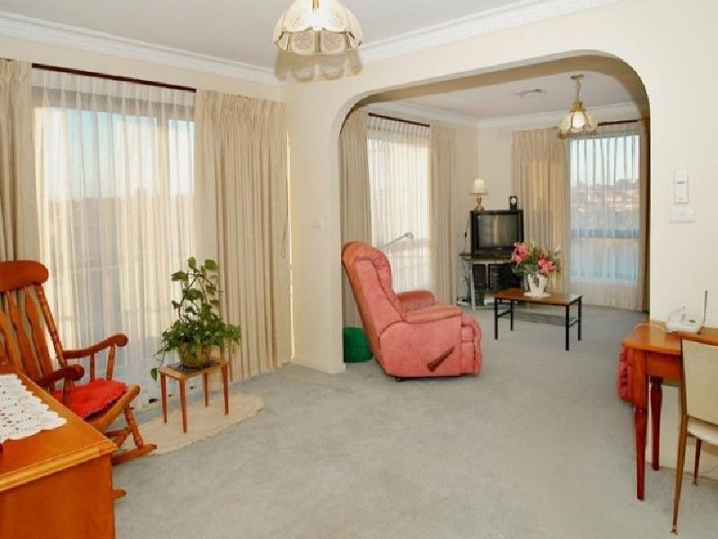 11 Kittyhawk Court, Airport West VIC 3042