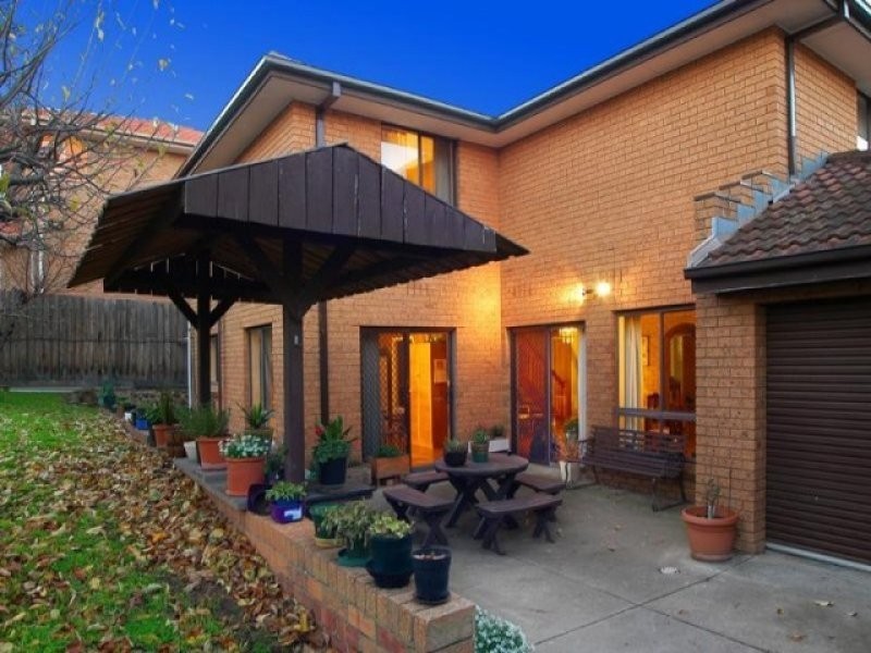 11 Kittyhawk Court, Airport West VIC 3042