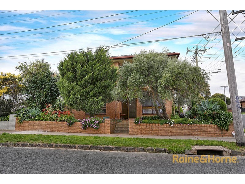 2 Henderson Street, Brunswick West VIC 3055