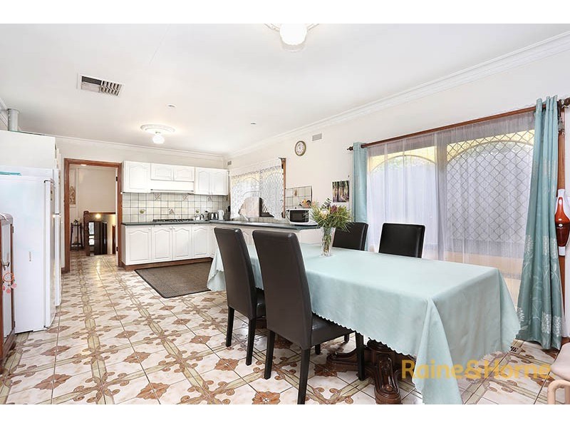 2 Henderson Street, Brunswick West VIC 3055