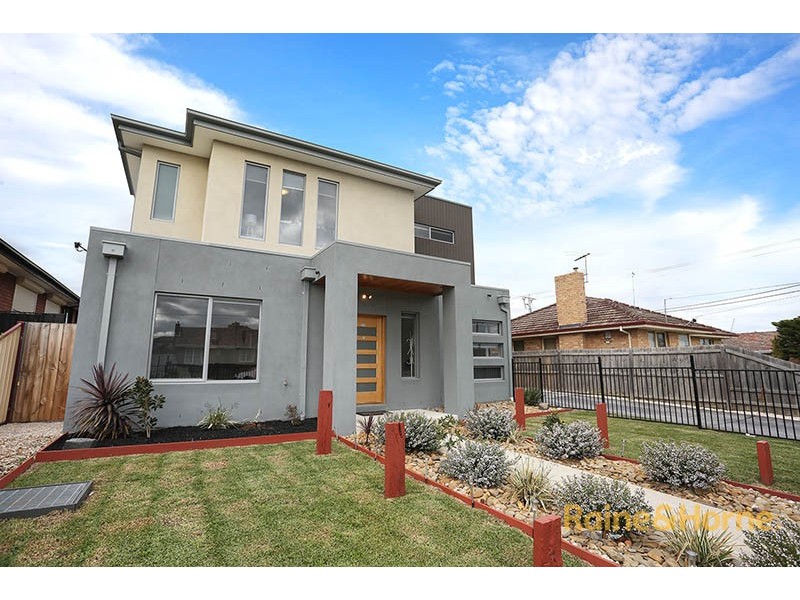 1/112 Cardinal Road, Glenroy VIC 3046