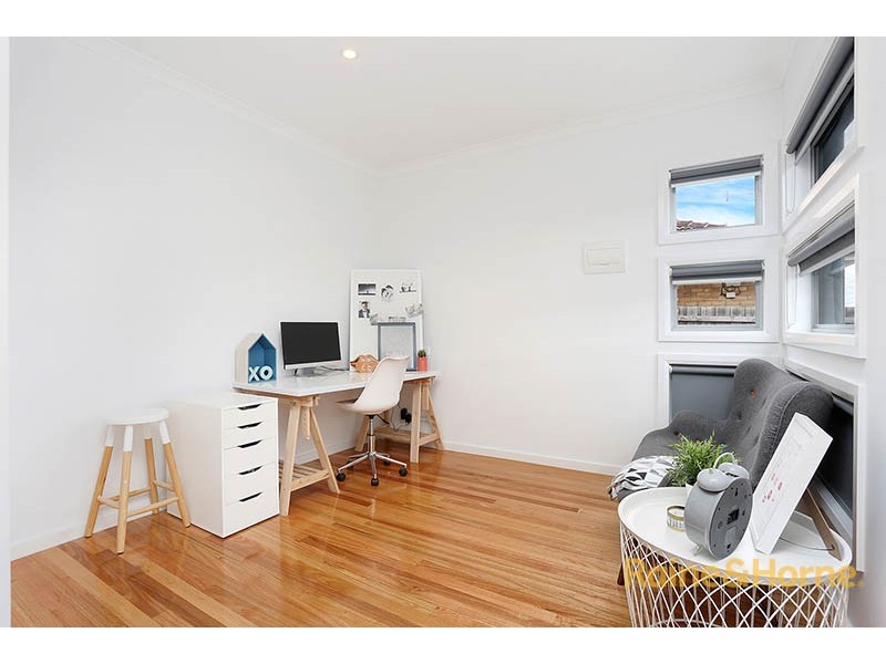 1/112 Cardinal Road, Glenroy VIC 3046