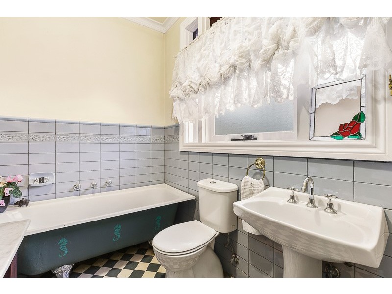 14 Eglinton Street, Moonee Ponds VIC 3039