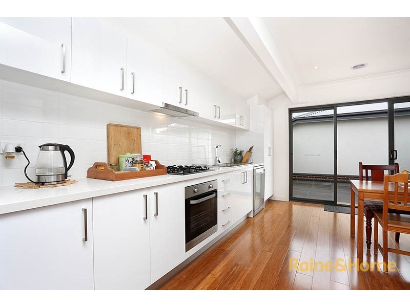 10/23-25 Mclean Street, Brunswick West VIC 3055