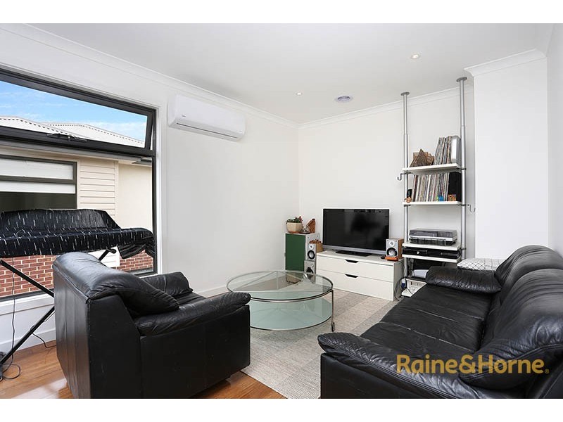 10/23-25 Mclean Street, Brunswick West VIC 3055