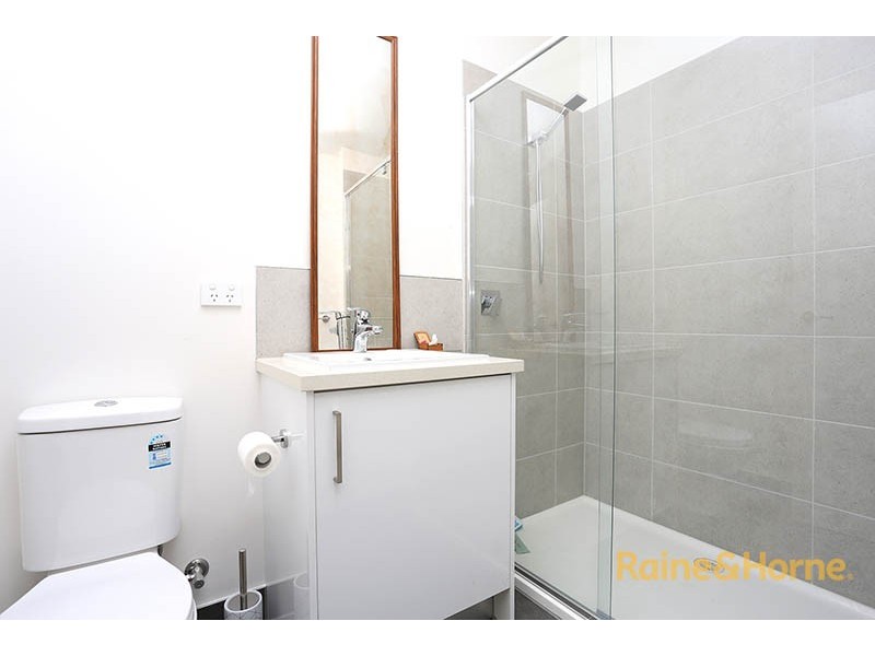 10/23-25 Mclean Street, Brunswick West VIC 3055