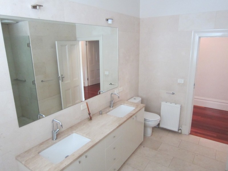 12 Chaucer Street, Moonee Ponds VIC 3039