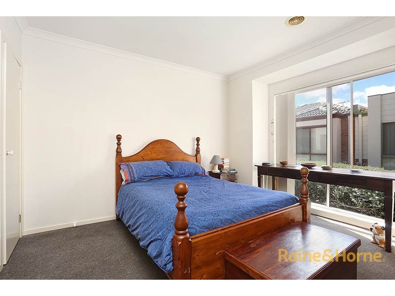 4/15A Hooker Road, Werribee VIC 3030