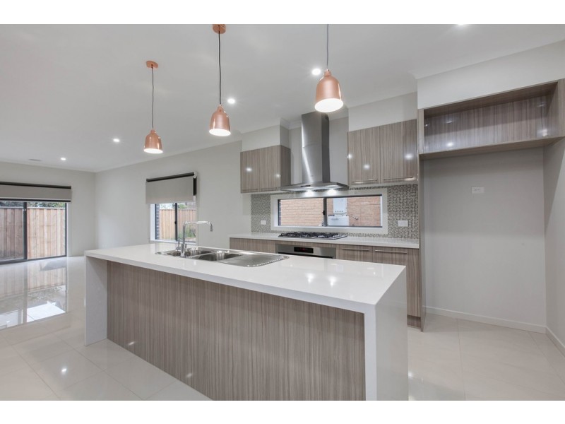 12 Haven Crescent, Ascot Vale VIC 3032