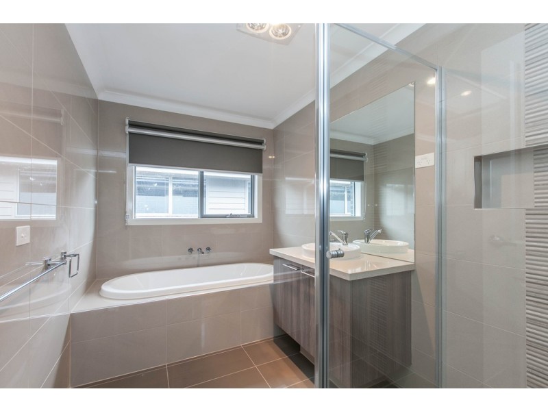 12 Haven Crescent, Ascot Vale VIC 3032
