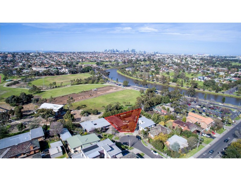 5 Aroona Court, Aberfeldie VIC 3040