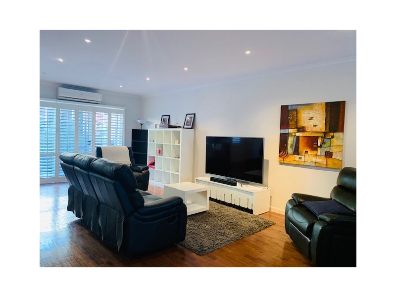 16 Kynoch Lane, Maribyrnong VIC 3032