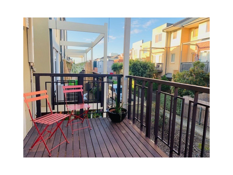 16 Kynoch Lane, Maribyrnong VIC 3032