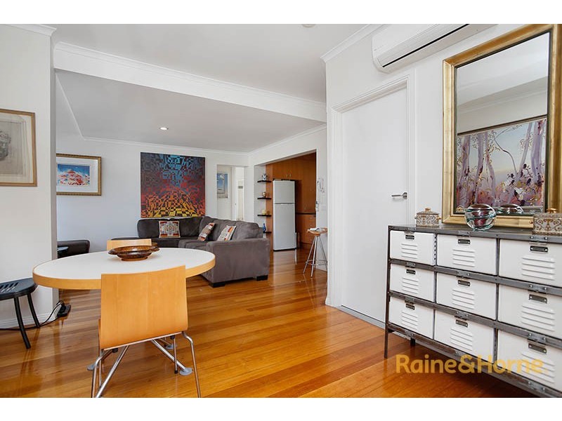 8 Parade Square, Maribyrnong VIC 3032