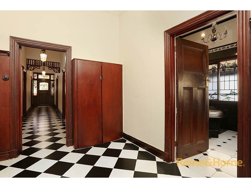 37 Daisy Street, Essendon VIC 3040