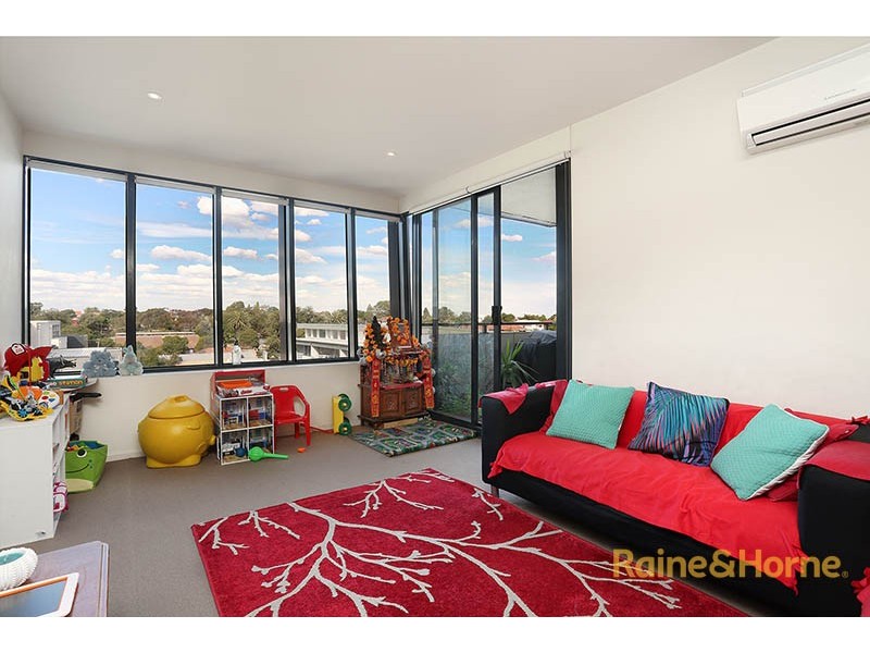 502/49 Plenty Road, Preston VIC 3072