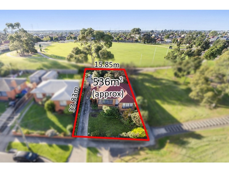 16 Glenys Avenue, Airport West VIC 3042