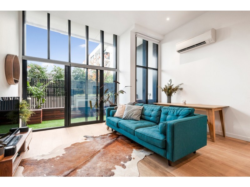 8/24 Barkly Street, Brunswick East VIC 3057