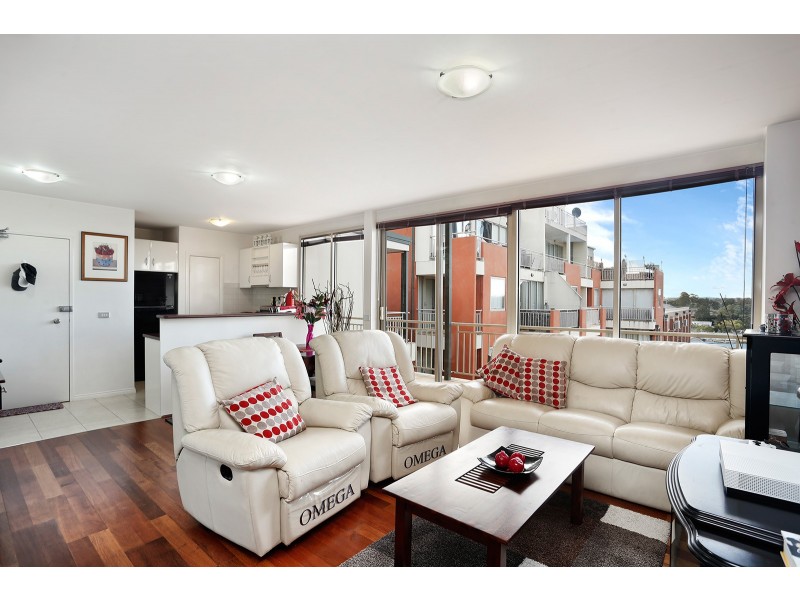 402/77 Village Way, Maribyrnong VIC 3032