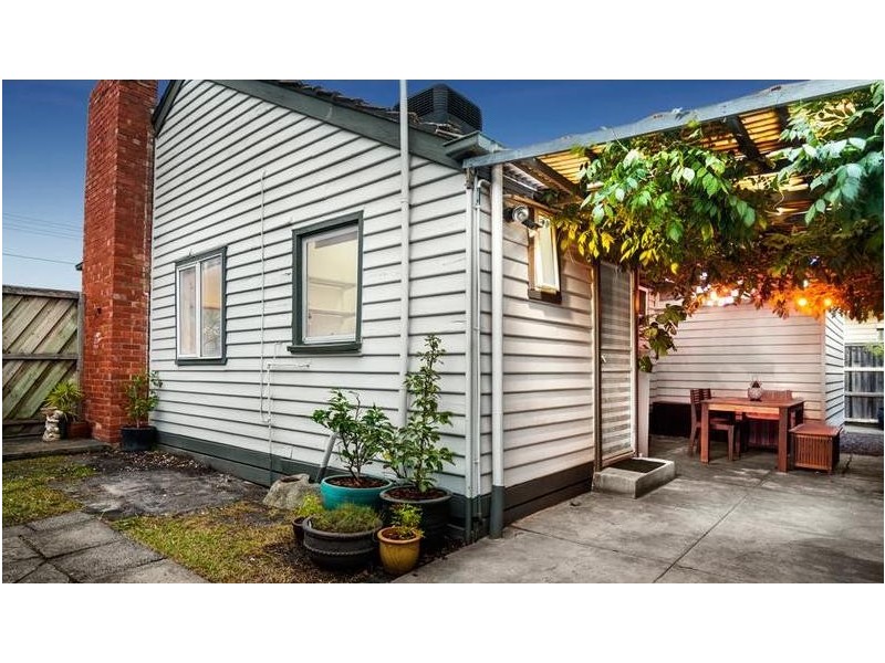5 Sims Street, Pascoe Vale VIC 3044