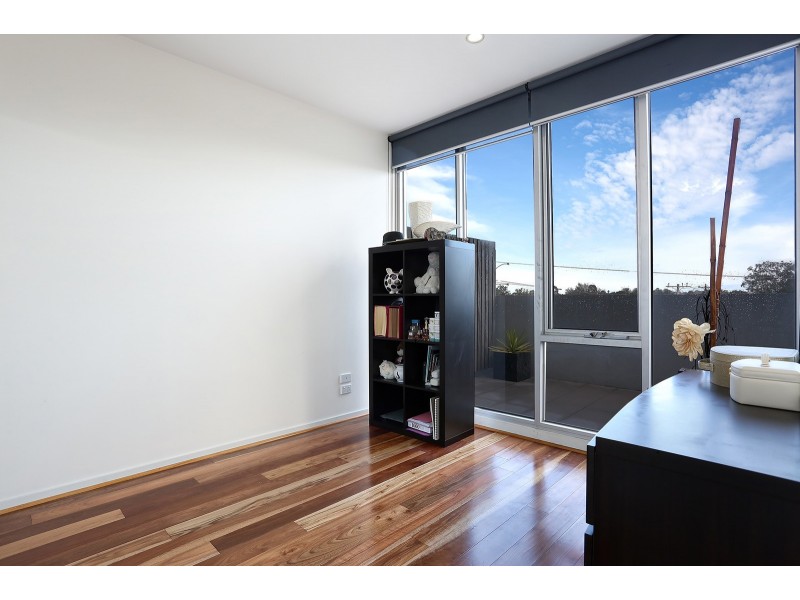 304/2 La Scala Avenue, Maribyrnong VIC 3032