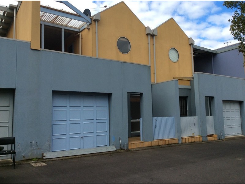 3 Matthews Mews, Kensington VIC 3031