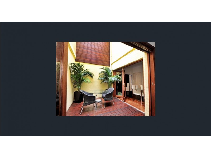 3 Matthews Mews, Kensington VIC 3031