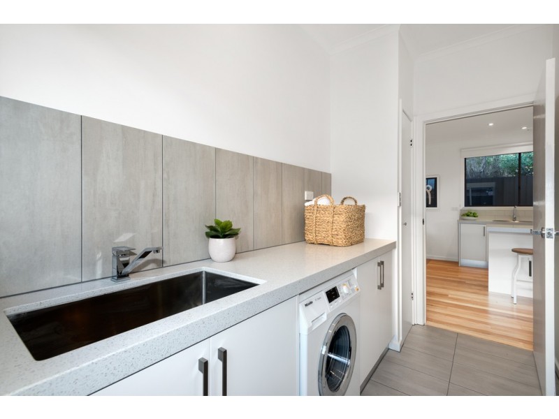 133 The Parade, Ascot Vale VIC 3032