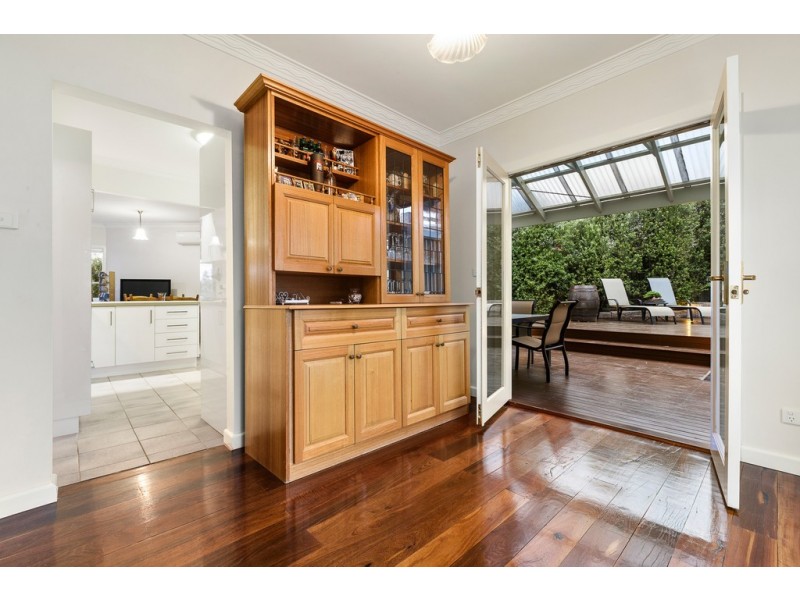 4 Hunt Crescent, Ascot Vale VIC 3032