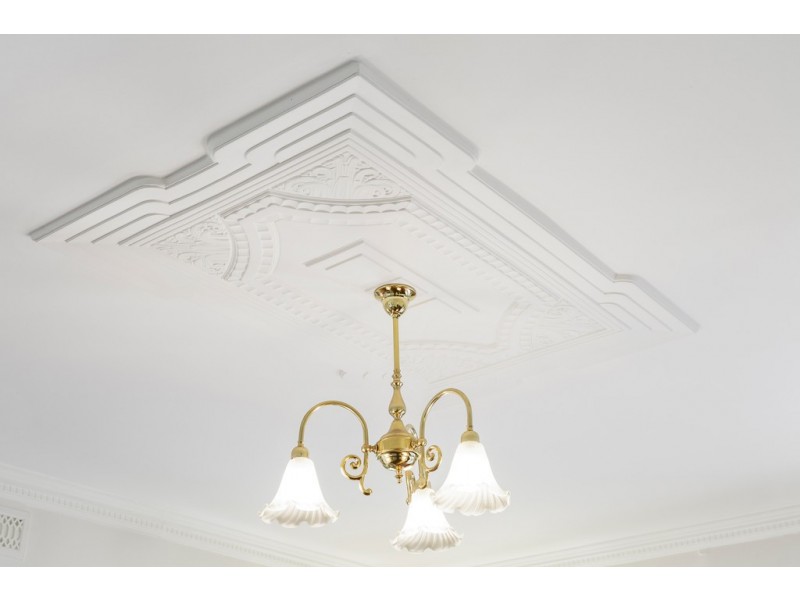 4 Hunt Crescent, Ascot Vale VIC 3032