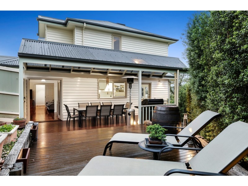 4 Hunt Crescent, Ascot Vale VIC 3032