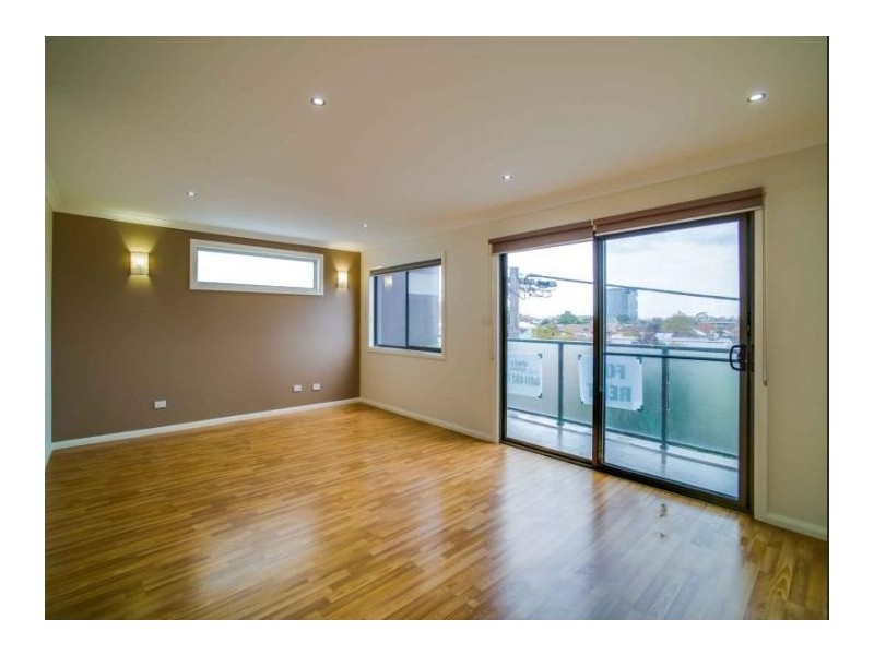 2/162 Victoria Street, Seddon VIC 3011