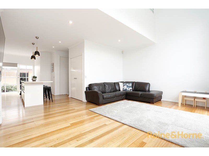 4 Parade Square, Maribyrnong VIC 3032