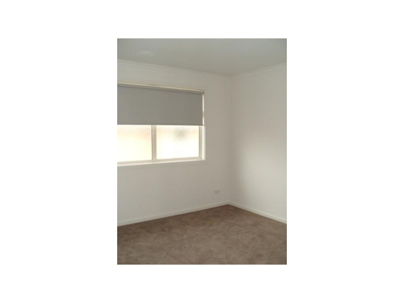 2/105 Raleigh Road, Maribyrnong VIC 3032