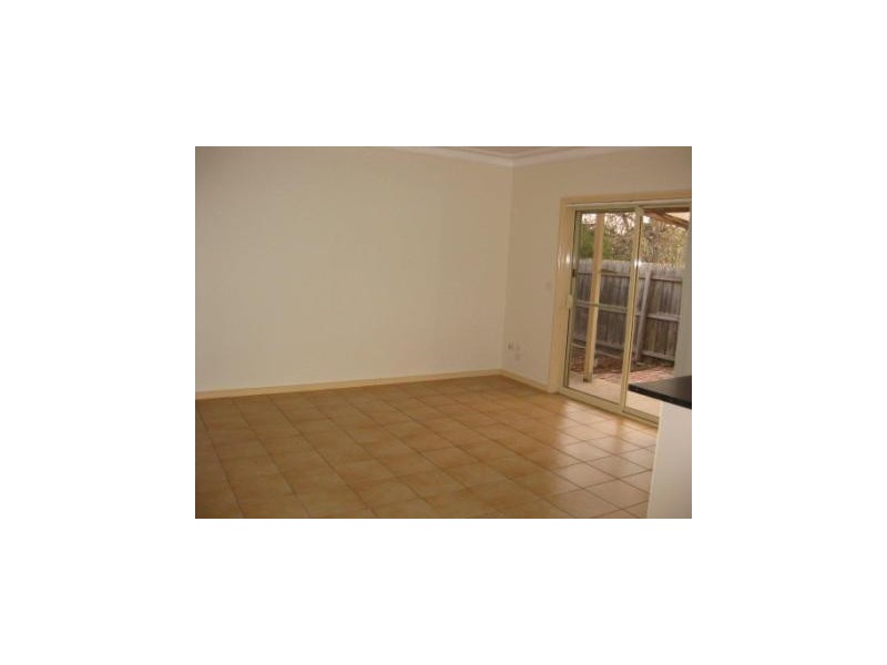 3/9  Cathcart Street, Maidstone VIC 3012