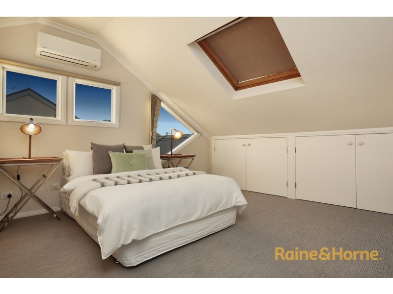 21 McNamara Mews, Kensington VIC 3031