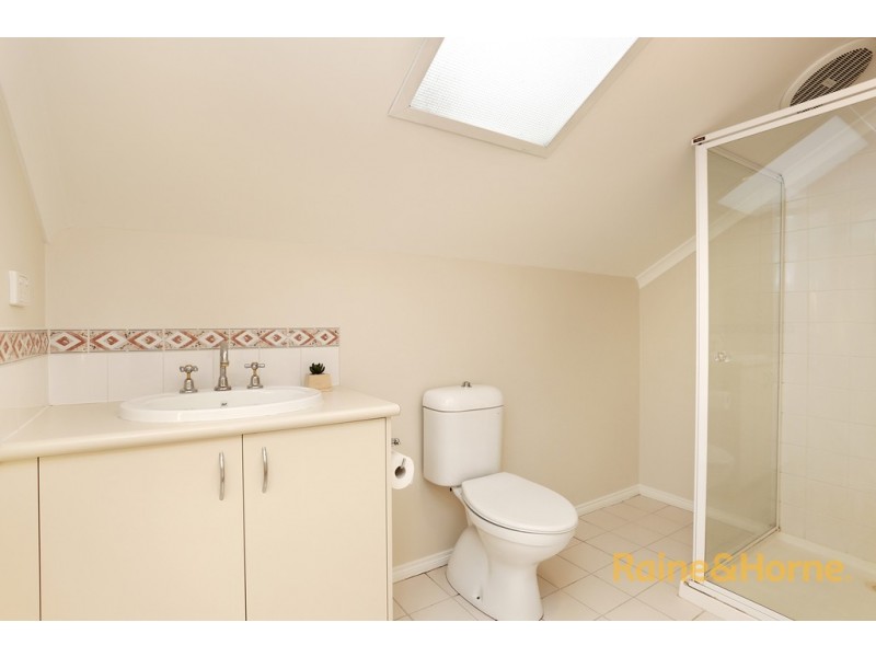 21 McNamara Mews, Kensington VIC 3031