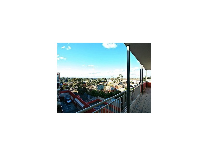402/77 Village Way, Maribyrnong VIC 3032