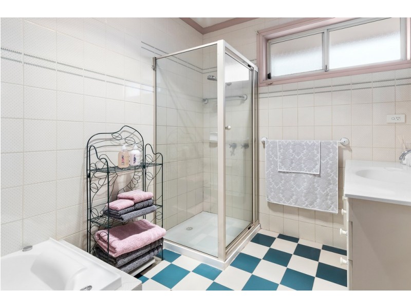 15 Incana Drive, Mill Park VIC 3082