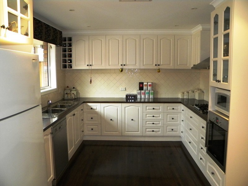 44A  Woodland Street, Strathmore VIC 3041