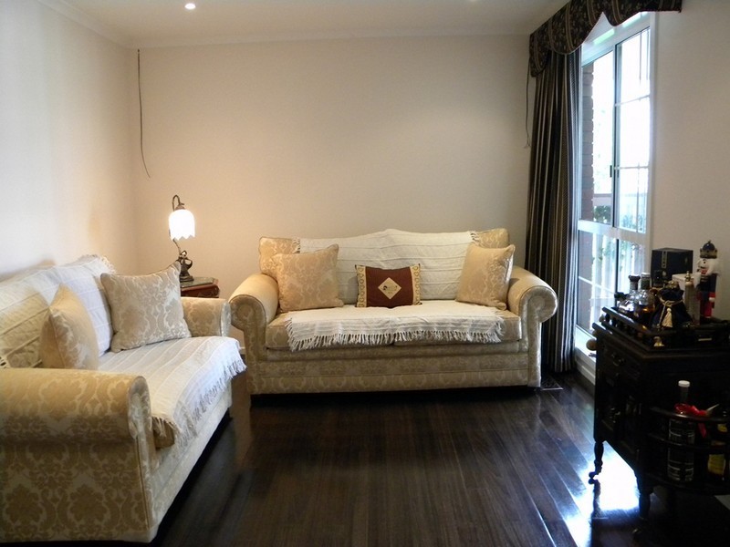 44A  Woodland Street, Strathmore VIC 3041